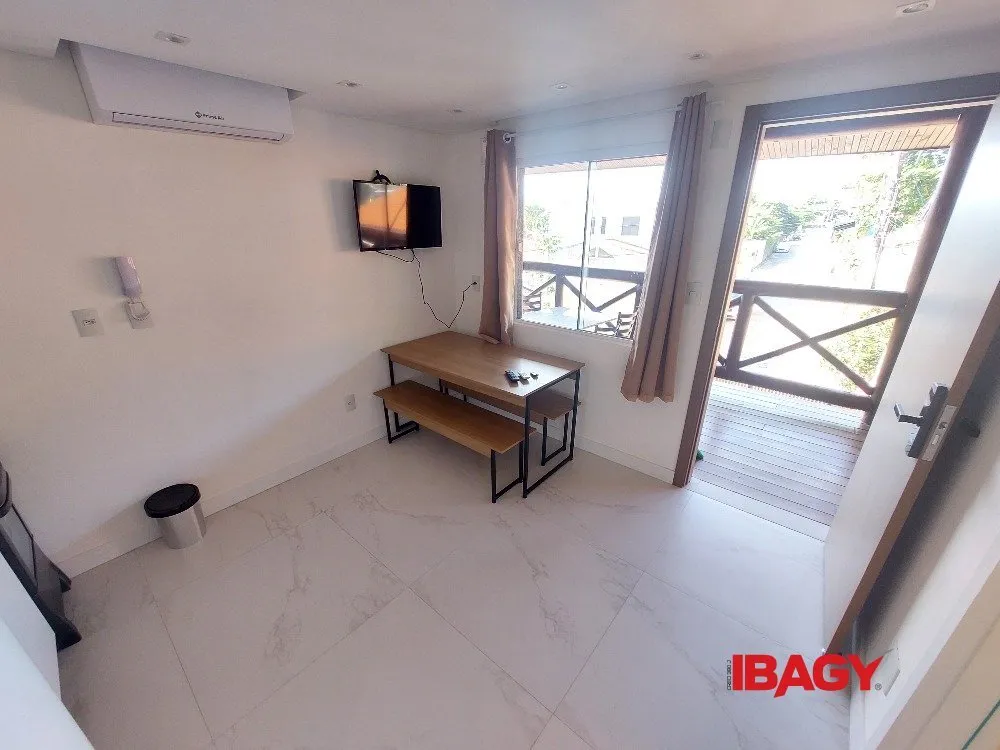 Apartamento amueblado de 2 dormitorios y 44 m² — photo 7