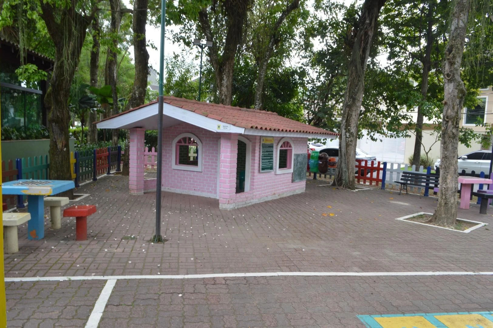 Casa mobiliada em condomínio com 6 suítes e 8 banheiros — photo 109