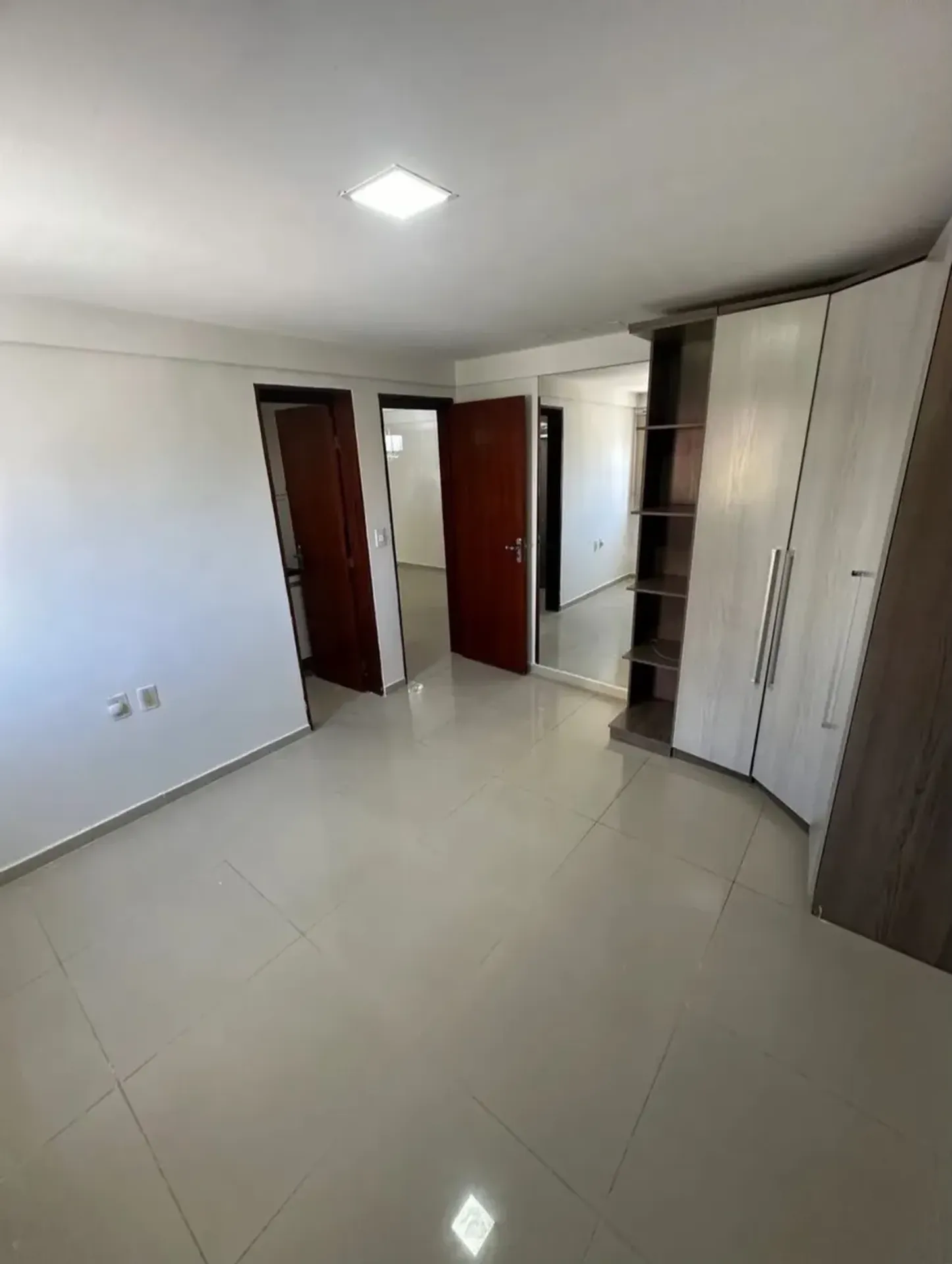 Рабочее место и 2 спальни: квартира 84 м² — photo 18