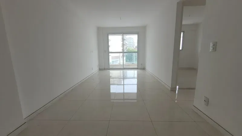 3-bedroom apartment with open-plan kitchen and pets — photo 3