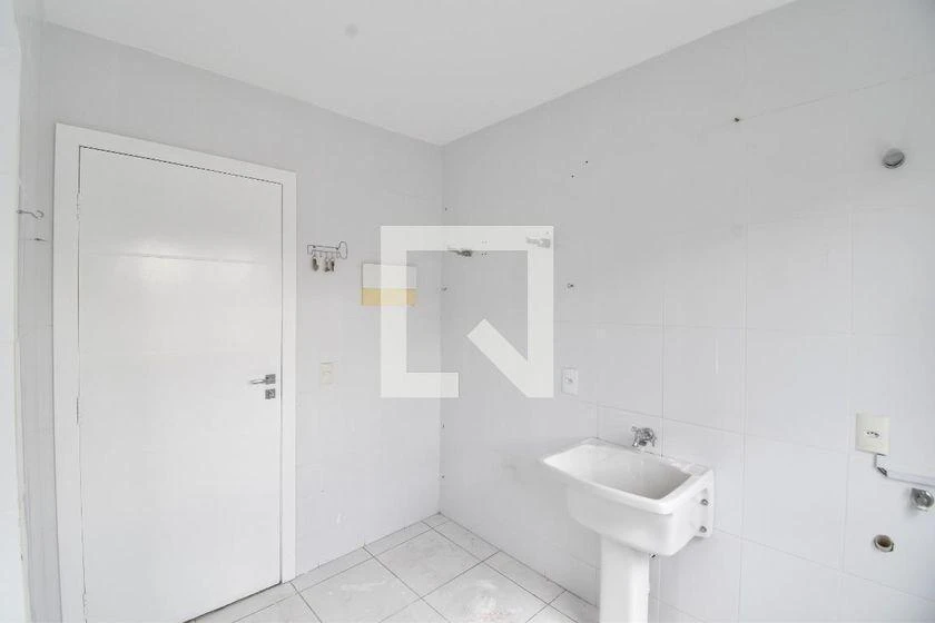 Квартира без мебели с 3 спальнями и кухней открытого плана, 96 м² — photo 23