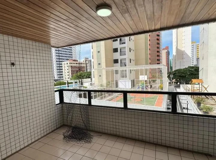 Apartamento com 4 quartos e 148 m², 2 vagas e 2 suítes — photo 3