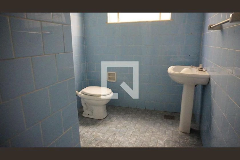 Rental house with 3 bedrooms, 480 m² and 2 parking spots — photo 9
