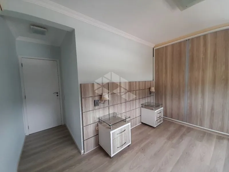 Apartamento com piso de madeira ou laminado, Itacorubi Norte — photo 21