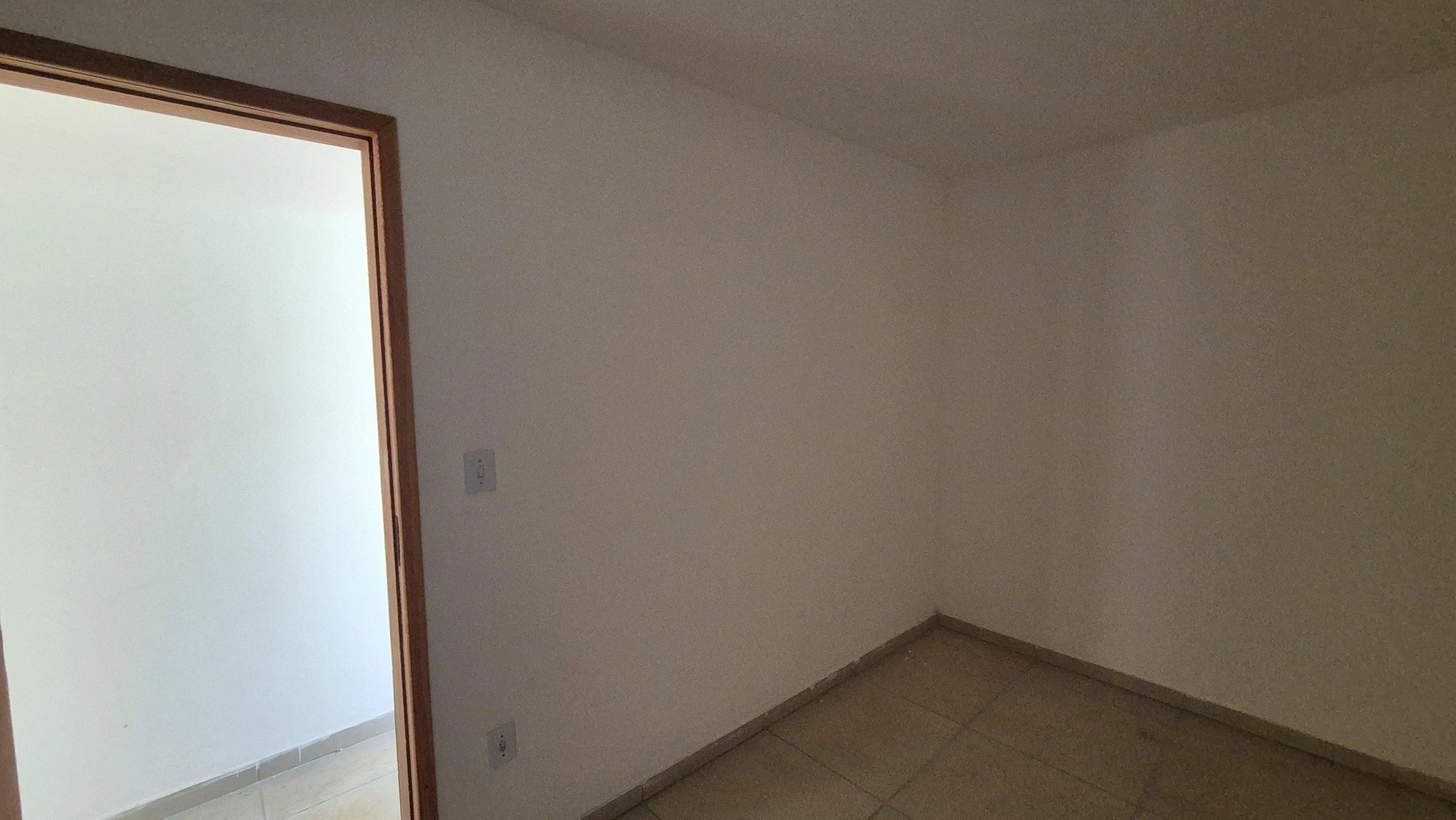 2-bedroom apartment with 1 bathroom and parking — photo 40