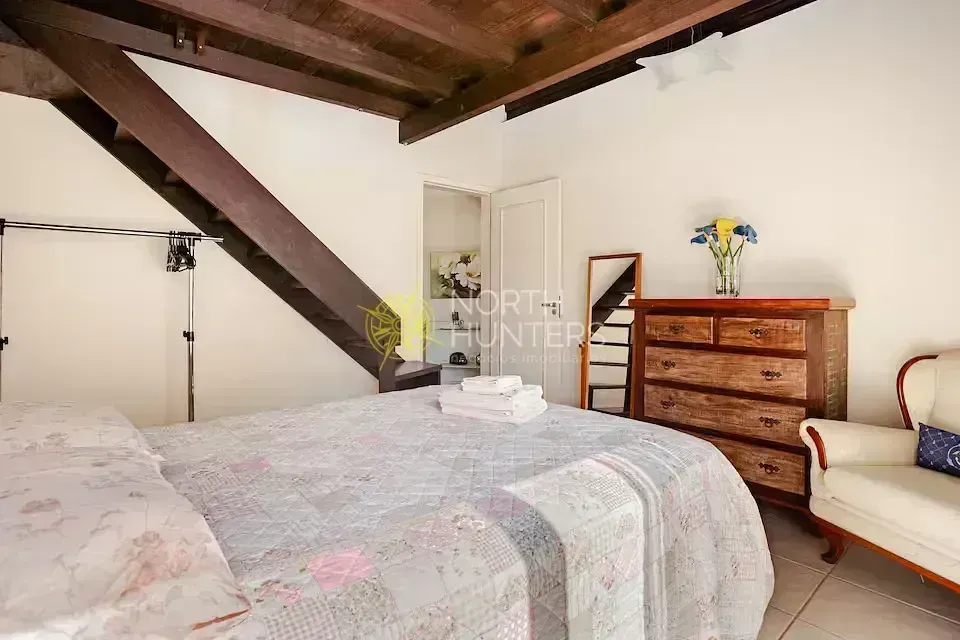 Casa amueblada con 3 dormitorios y 2 suites, 400 m² — photo 27