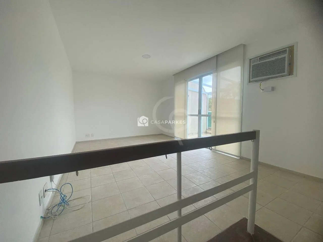 Apartment on the 9th floor with a glass-enclosed balcony — photo 41