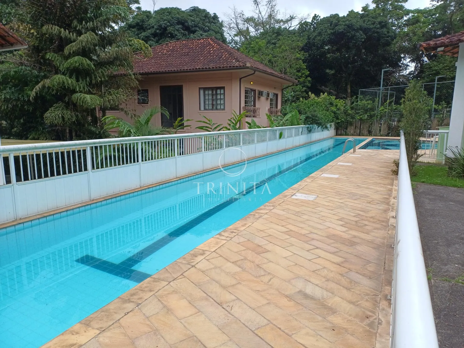 House, 490 m², with a grill on the balcony — photo 102