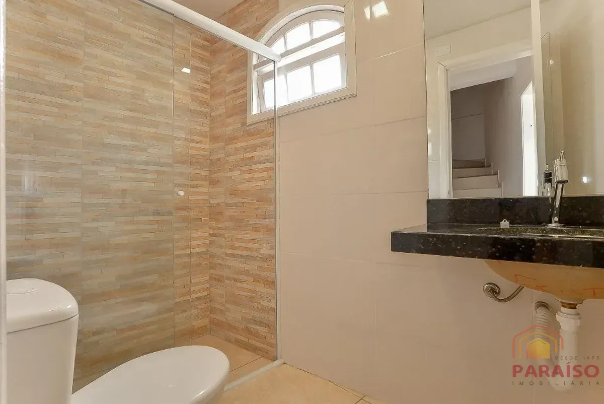 689 m² house with 5 bedrooms and 7 bathrooms — photo 35