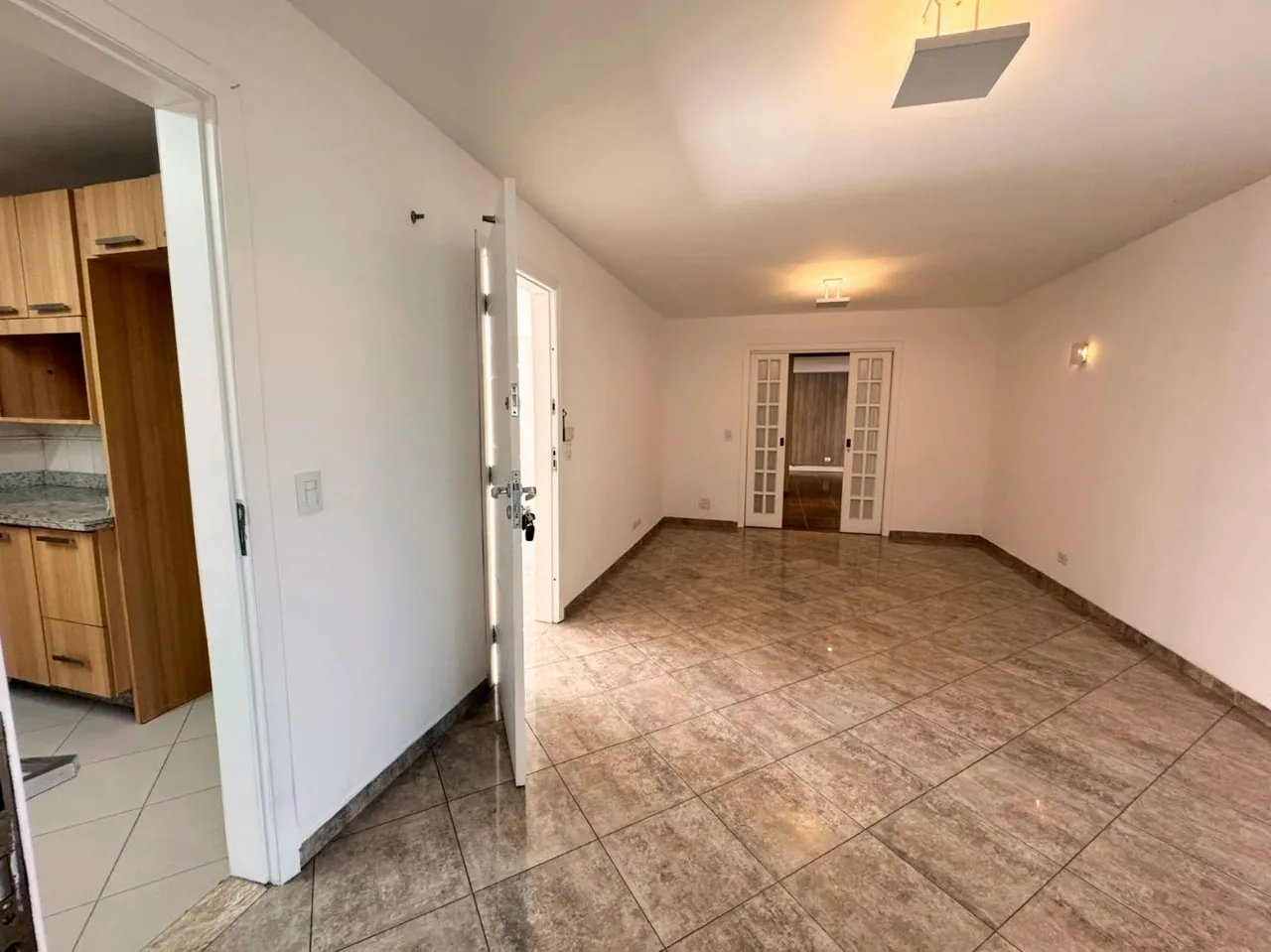 Casa, 195 m², com varanda gourmet