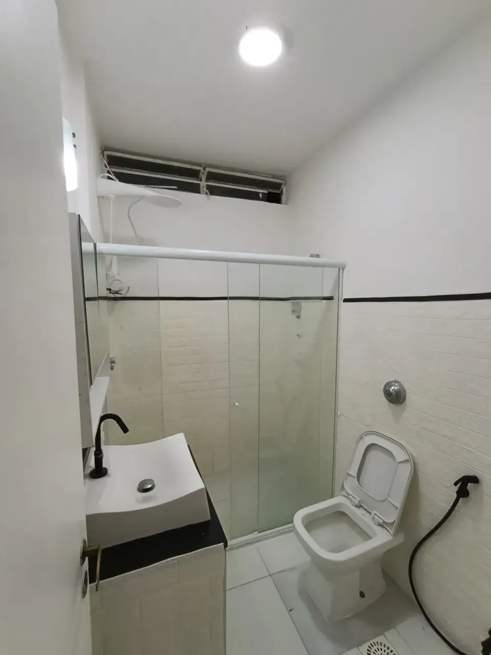 57 m² apartment with 2 bedrooms and 2 bathrooms — photo 17