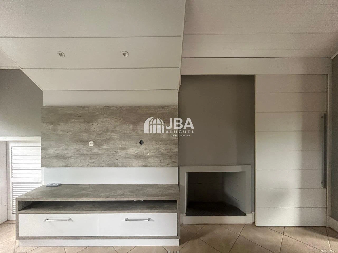 4-bedroom house with a private BBQ — photo 14
