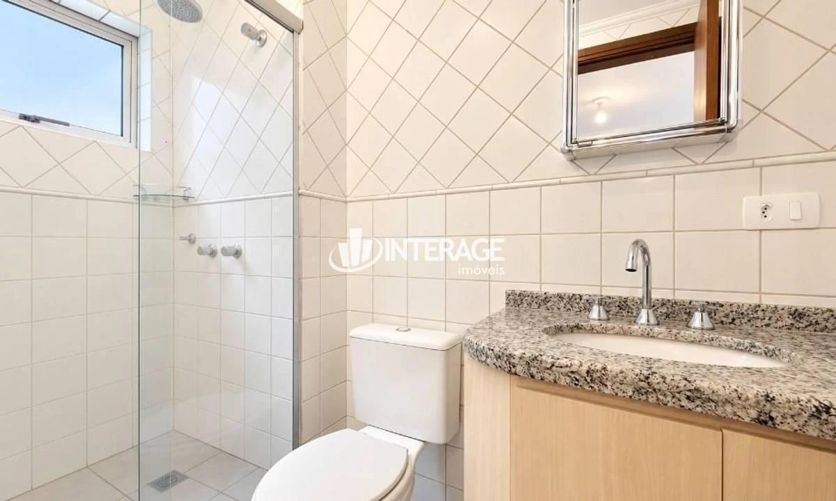 Furnished apartment, 94 m², with wood or laminate floors — photo 6