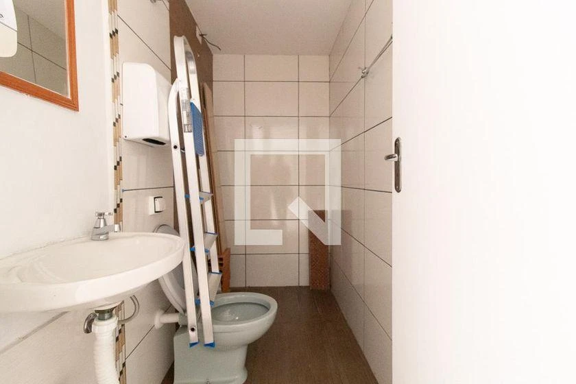 Rental house with 5 bedrooms and 290 m² — photo 9