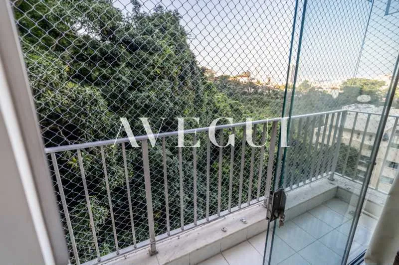 Furnished apartment with 4 bedrooms and 4 bathrooms — photo 11