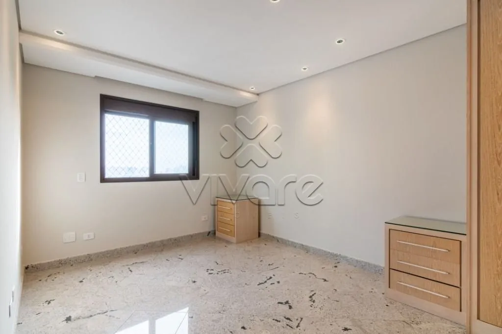 249 m² apartment with 3 bedrooms and a balcony BBQ — photo 12