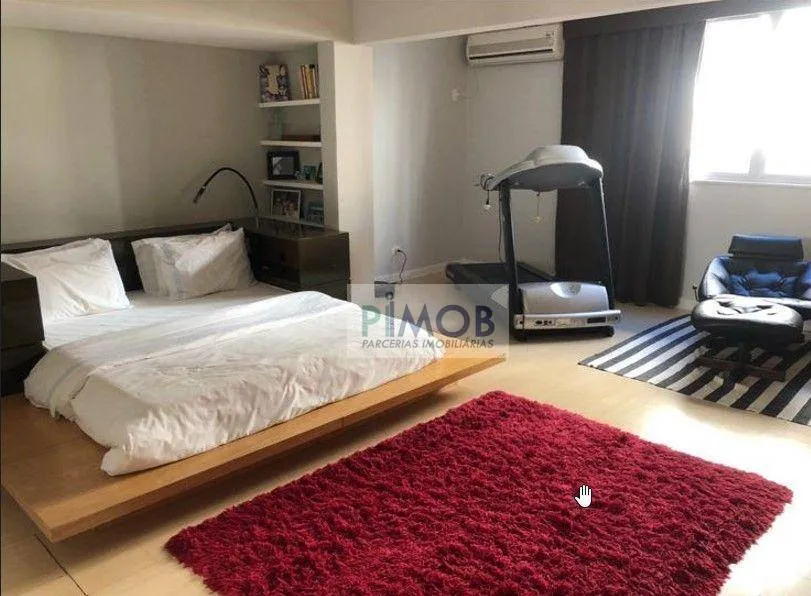 Top-floor apartment with 3 bedrooms and 330 m² — photo 28
