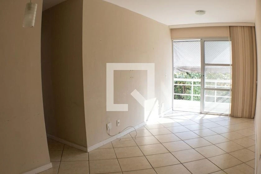 2-bedroom apartment, 1 with its own bathroom, 65 m²