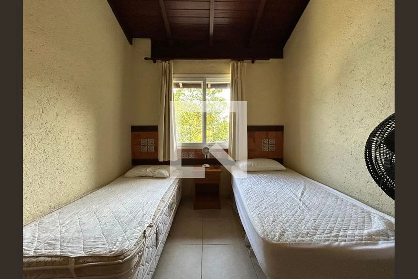 Condominium house with 2 bedrooms and 2 bathrooms — photo 9