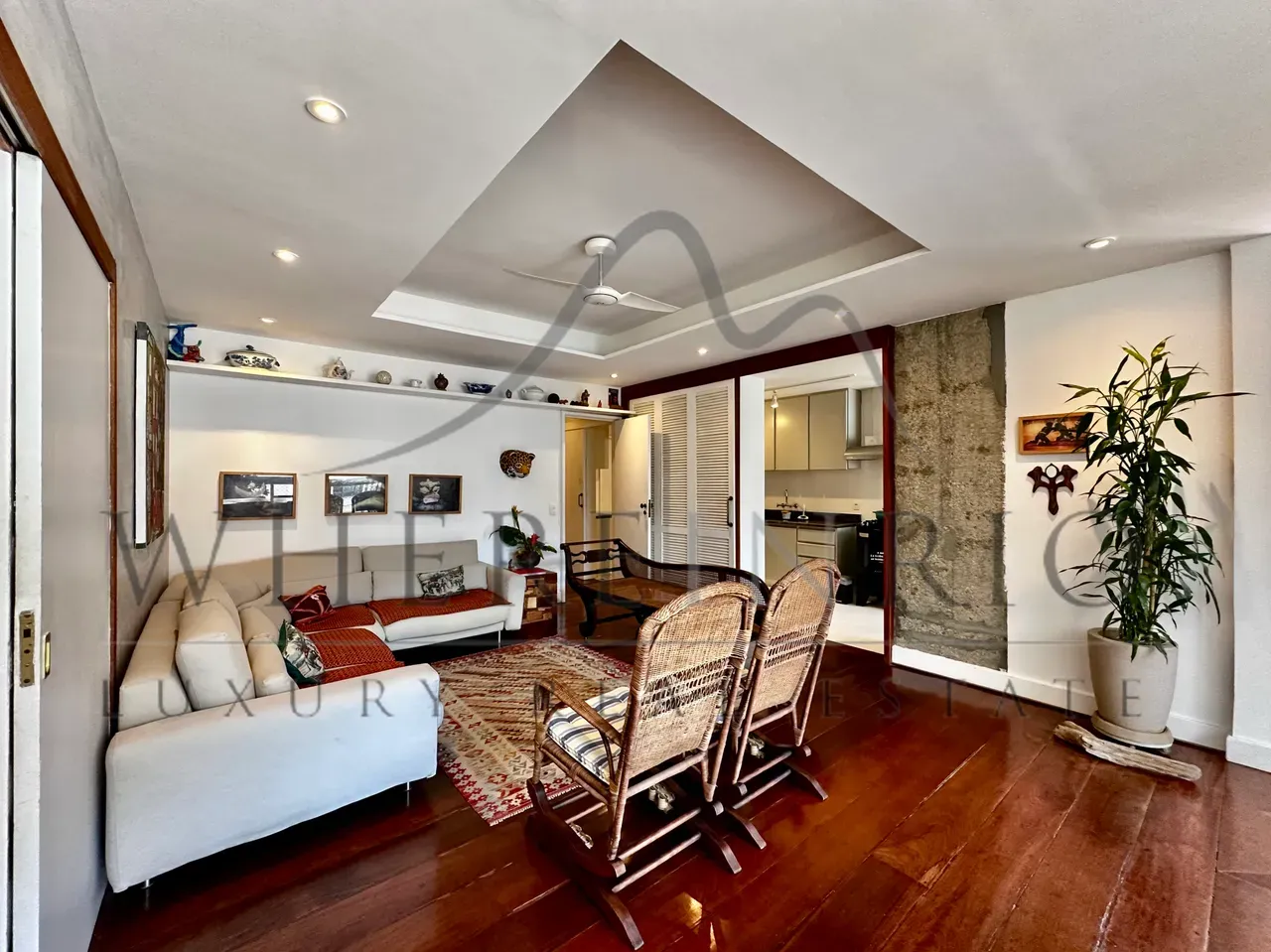 Apartment on the 1st floor with floor-to-ceiling windows — photo 23