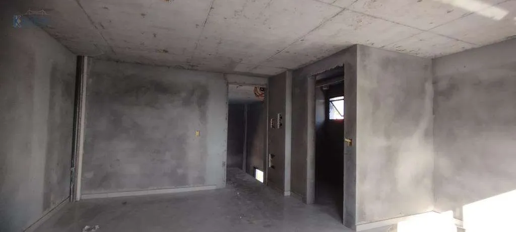 Casa sin amueblar de 635 m² con 3 suites y 10 plazas — photo 2