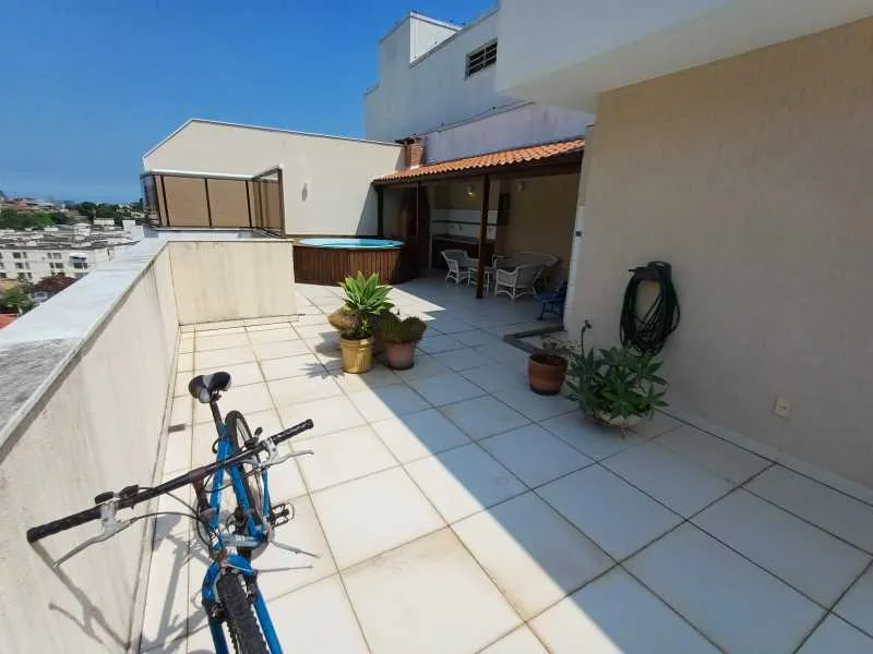 Furnished apartment with 3 bedrooms and 4 bathrooms — photo 13