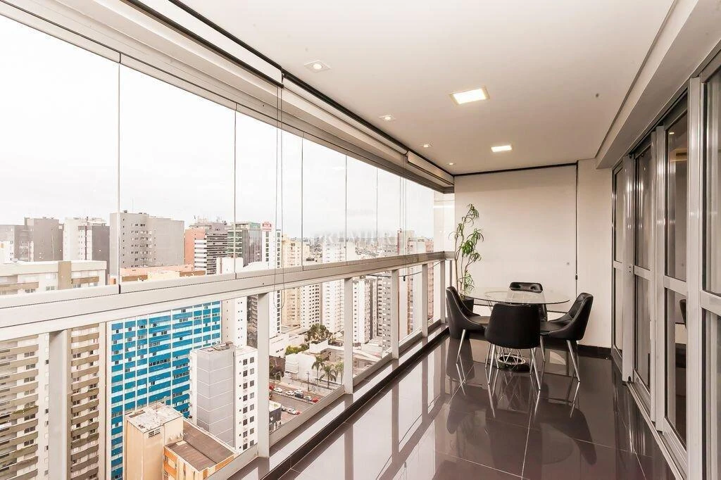 Apartamento mobiliado de 3 suítes com 168 m² e 3 vagas