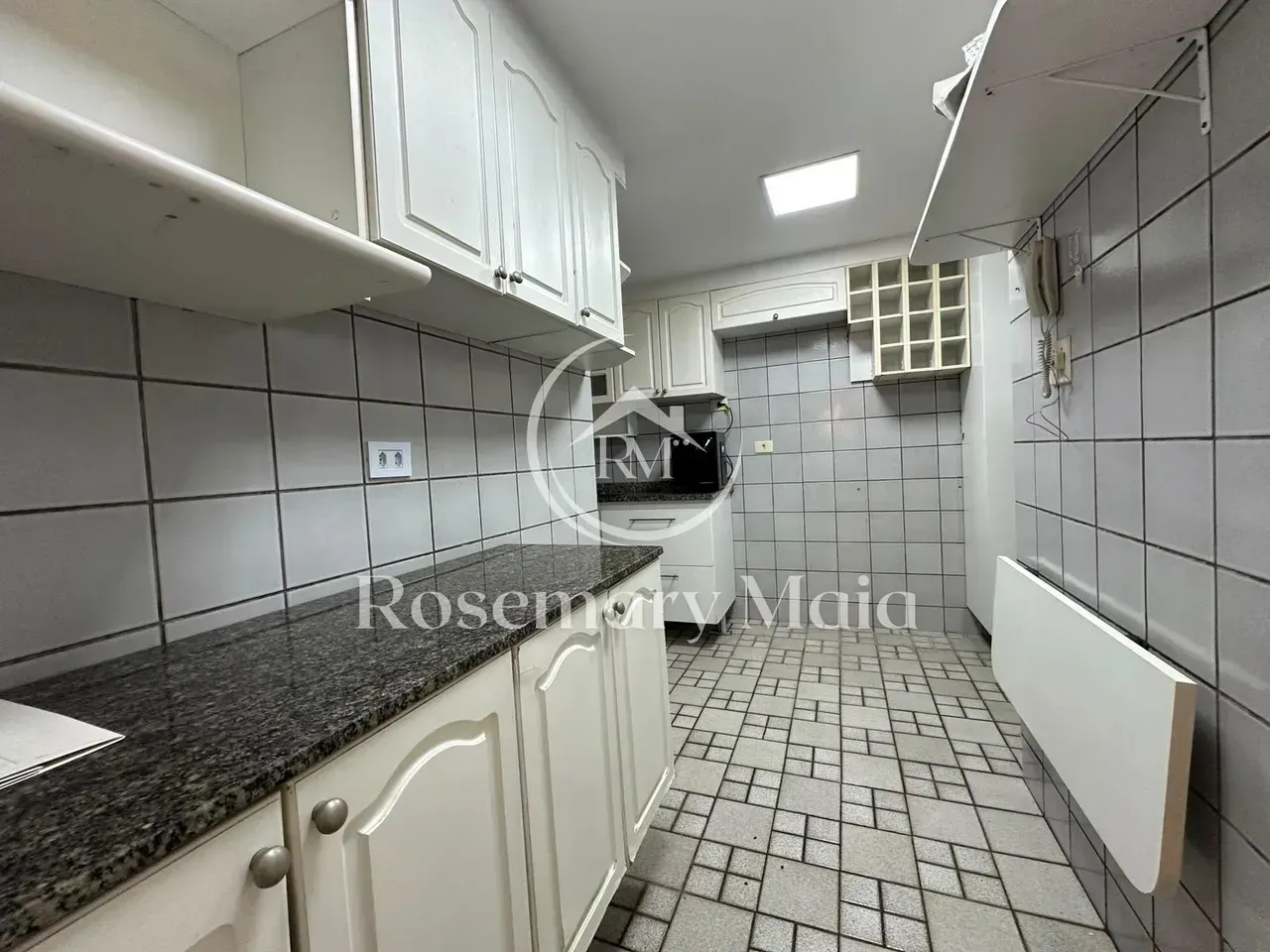 4-bedroom apartment with 142 m² and 2 parking spaces — photo 2