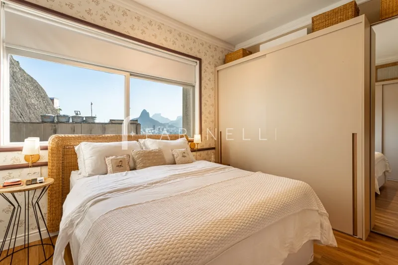 Furnished 3-bedroom apartment with water-view windows — photo 20