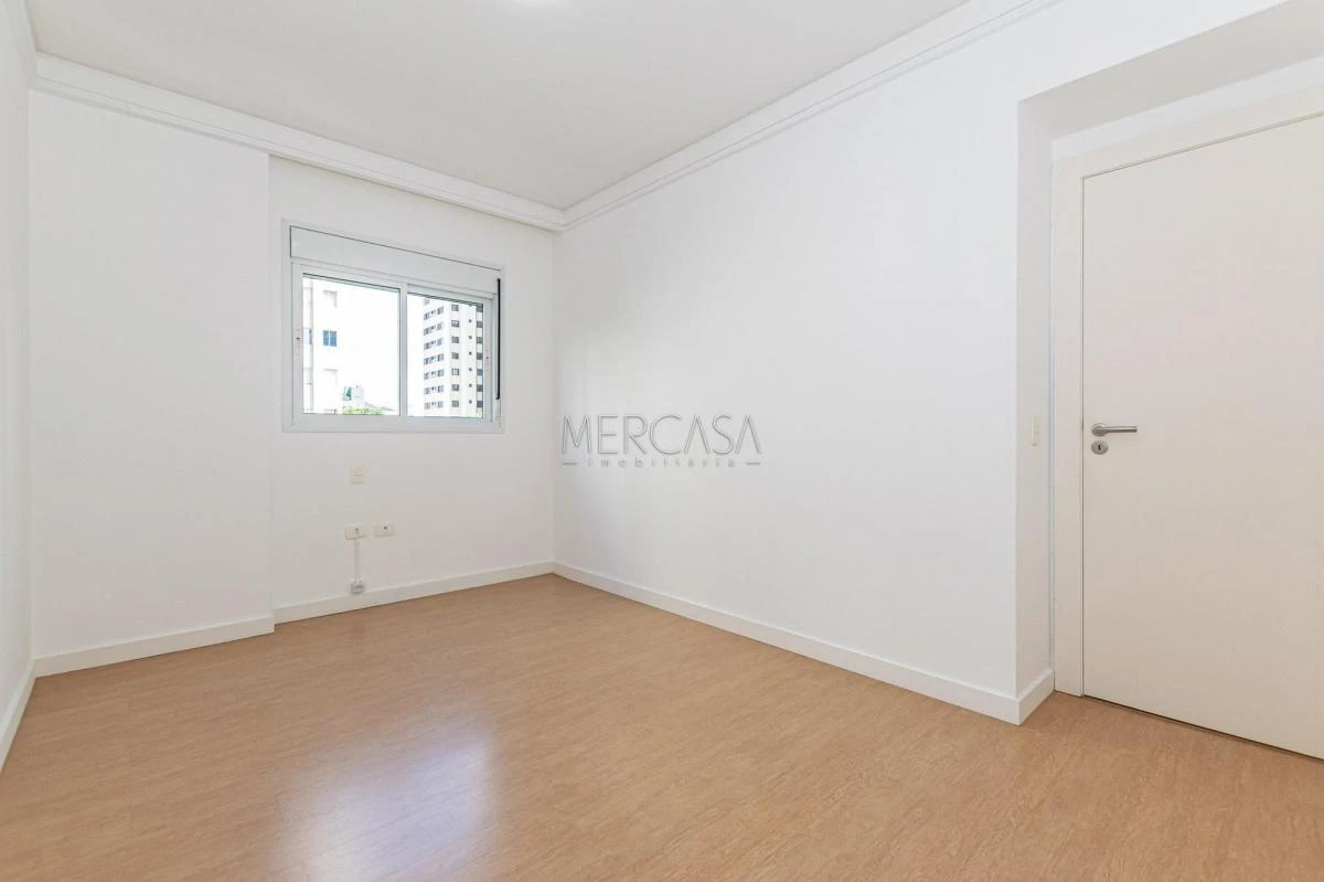 Washing machine in a 3-bedroom apartment, 84 m² — photo 10