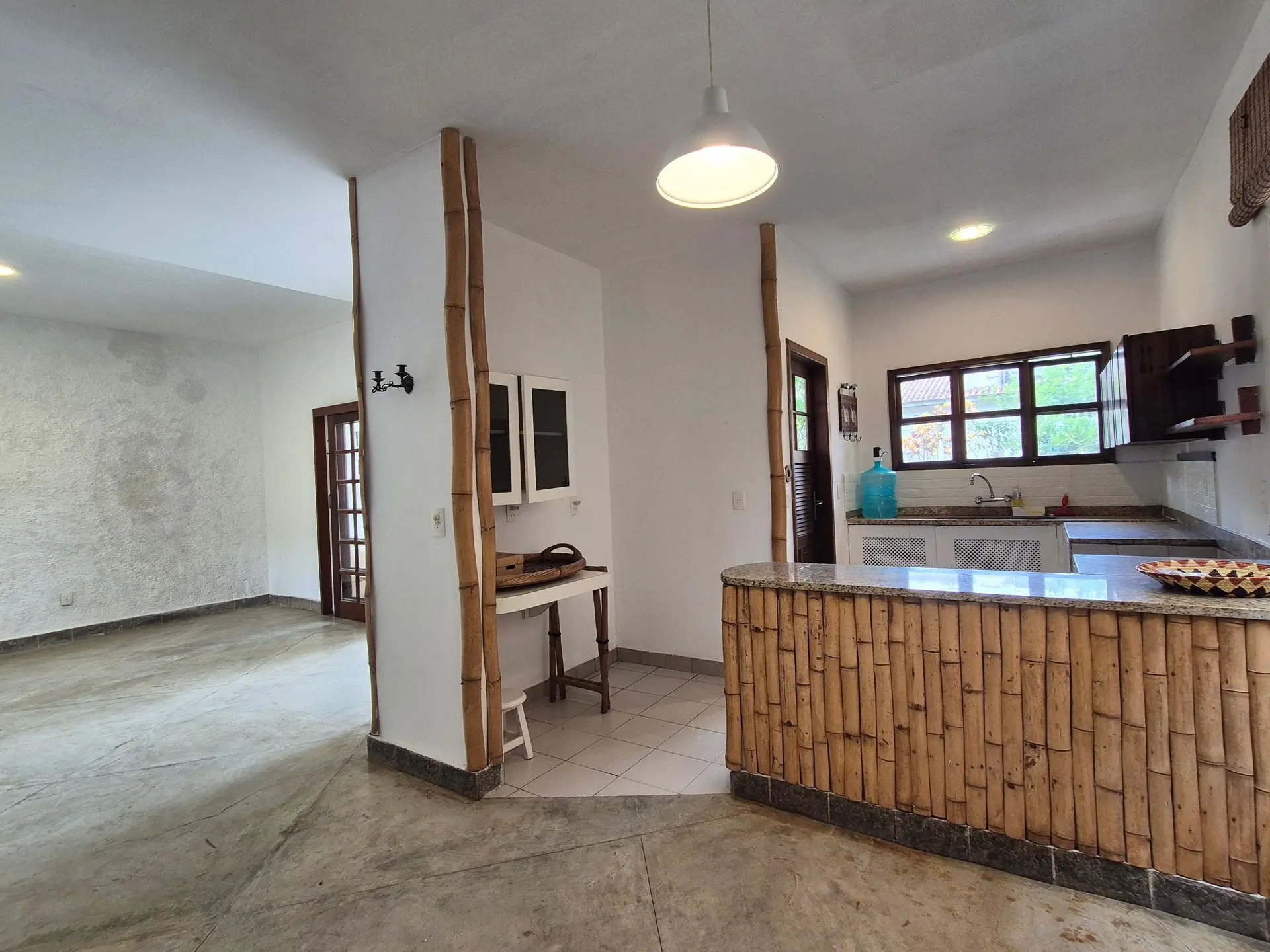 Condominium house to rent with 3 bedrooms and a suite — photo 7