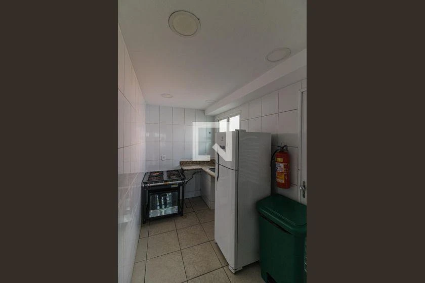 3-bedroom apartment with a glass-enclosed balcony — photo 17