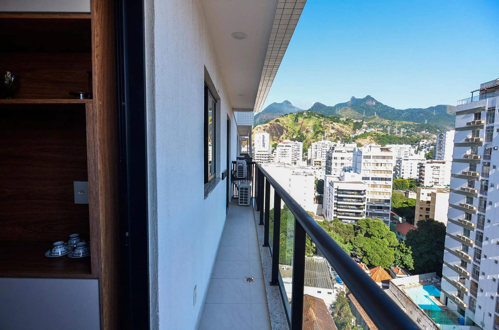 Furnished 3-bedroom apartment with balcony and BBQ grill — photo 7