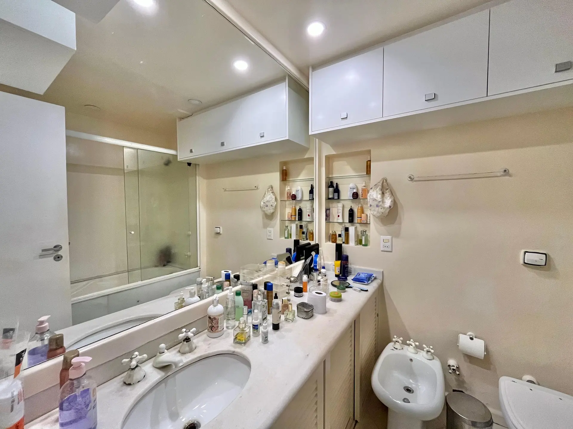 Furnished apartment, 450 m², with a water view — photo 63