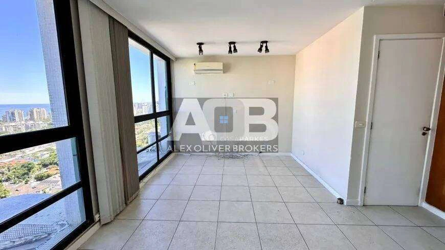 200 m² apartment with 3 en-suite bedrooms and 5 baths — photo 10
