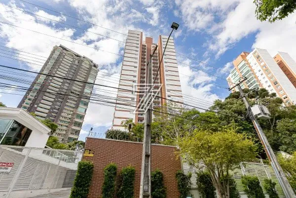 Furnished 3-bedroom apartment on the 13th floor — photo 107