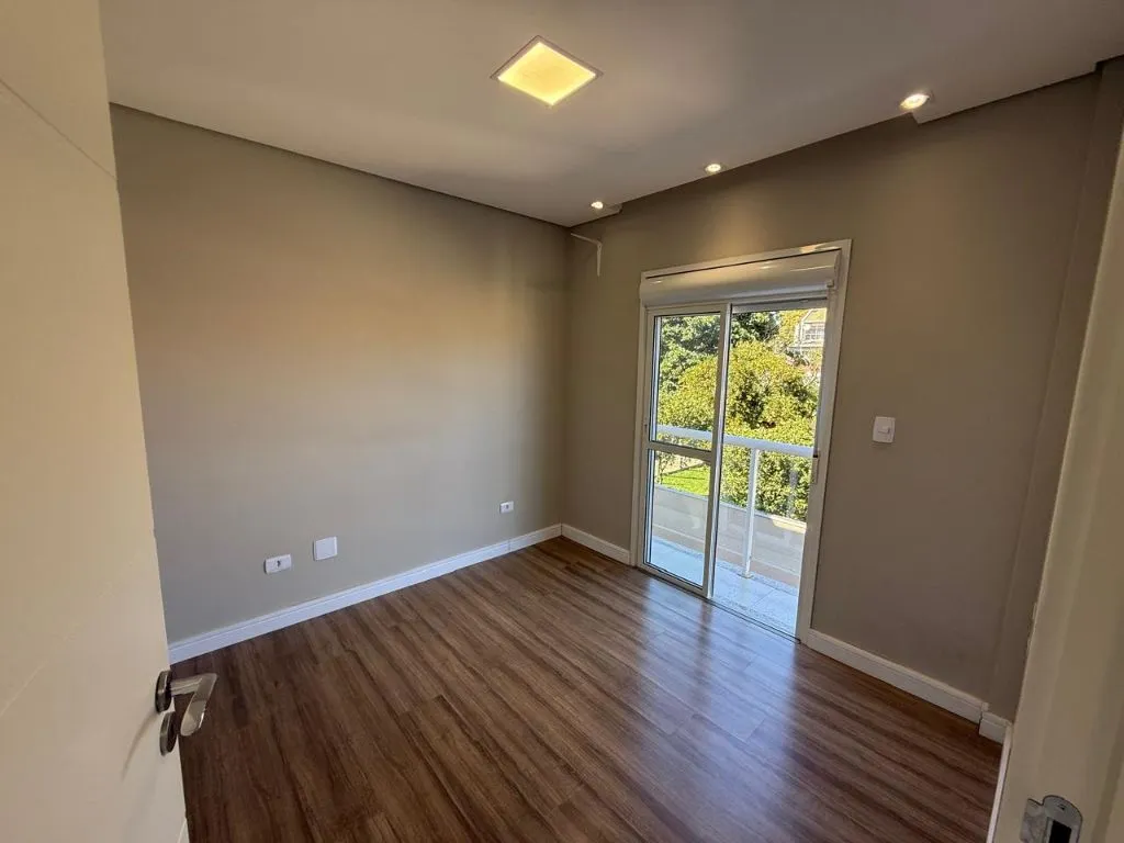 Rental house with 3 bedrooms and 2 parking spots — photo 22