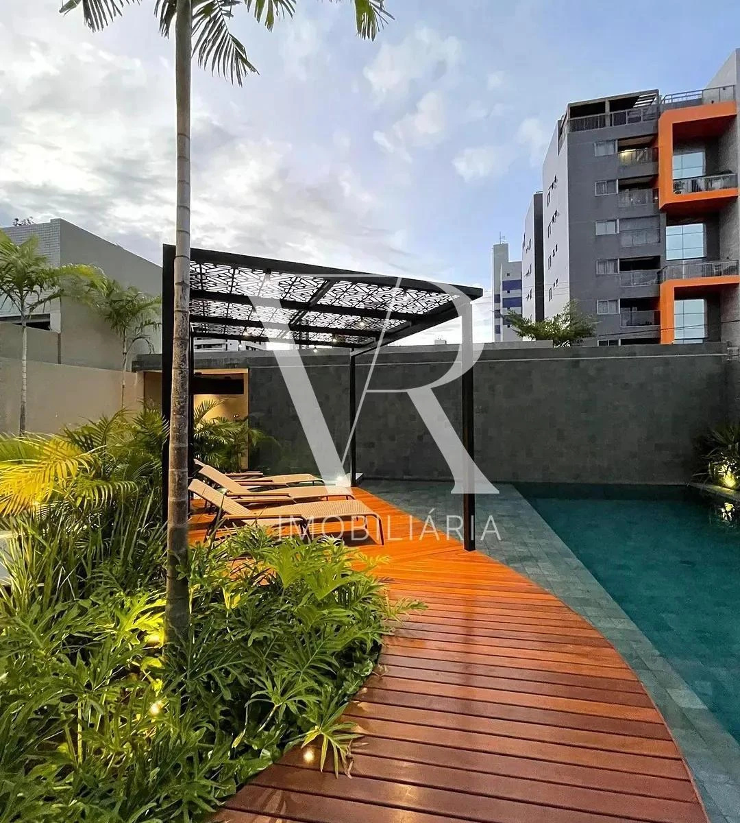 2-bedroom apartment in a building with a pool — photo 22