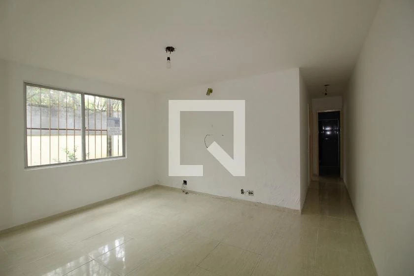 2-bedroom, 1-bath apartment with 52 m² and parking spot — photo 2