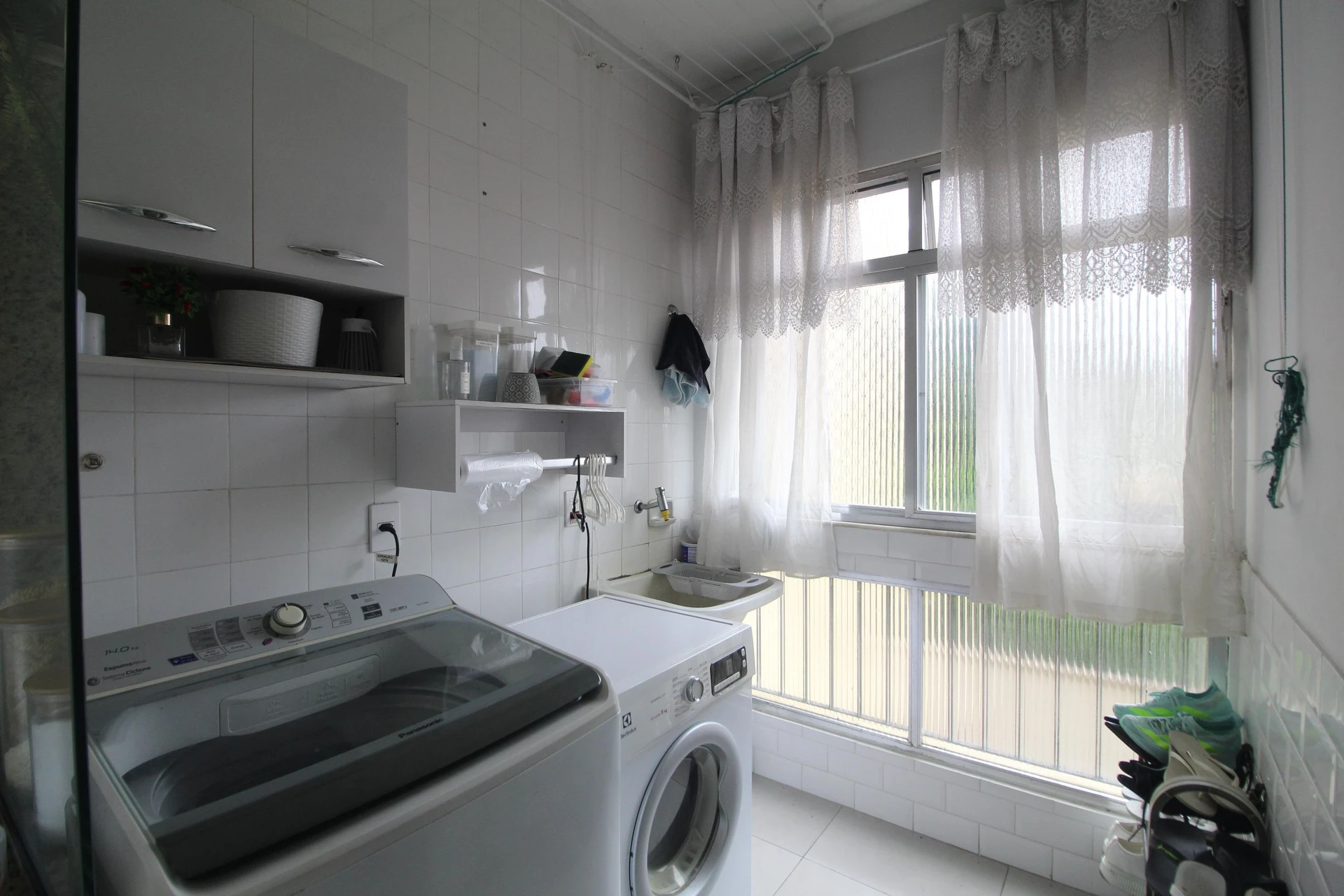 Furnished apartment, 92 m², with a washing machine — photo 18