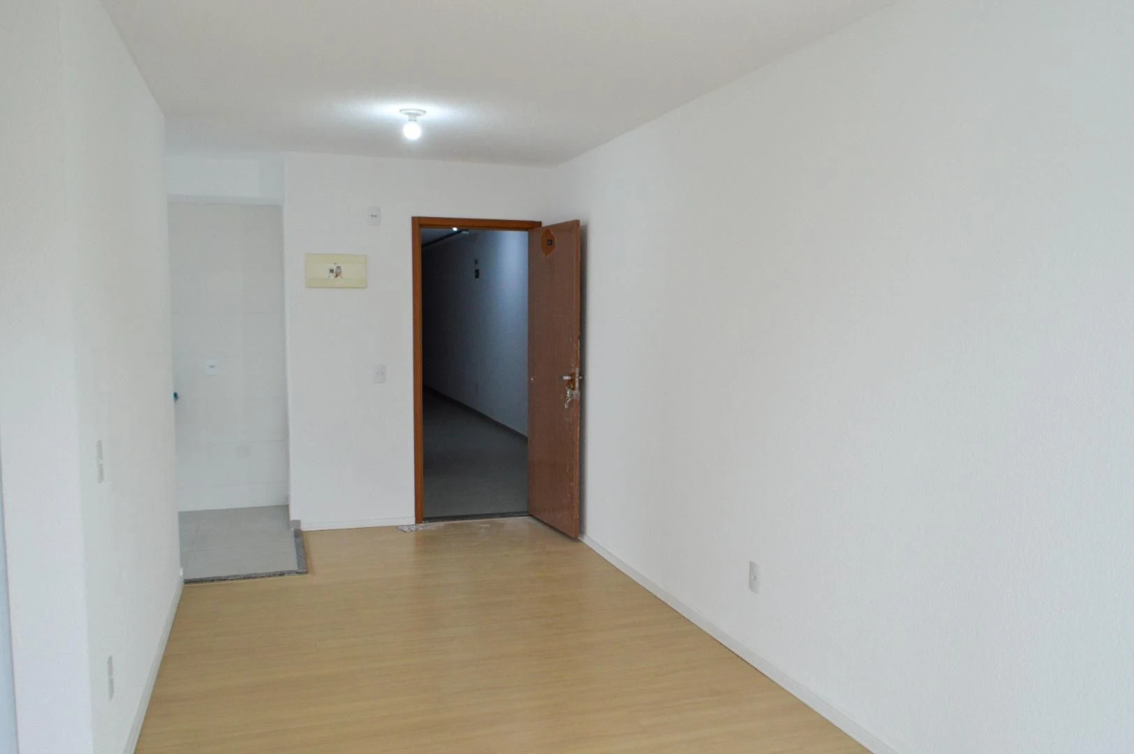 Mountain view in a 2-bedroom apartment, 52 m² — photo 32
