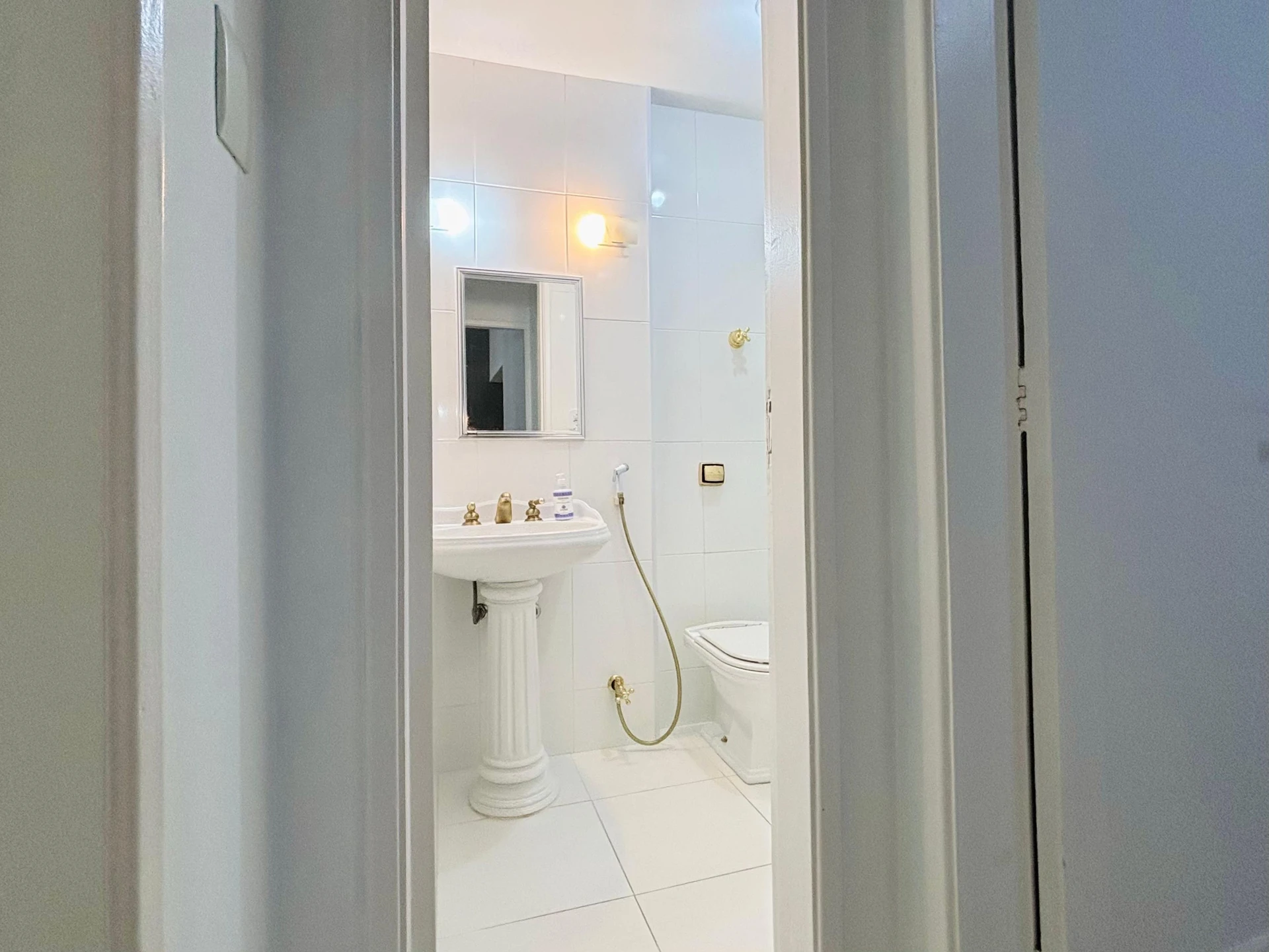 Furnished 2-bedroom, 80 m² apartment in Rio de Janeiro — photo 11