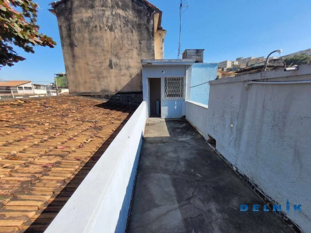 Будинок із 3 спальнями та закритою кухнею — photo 32