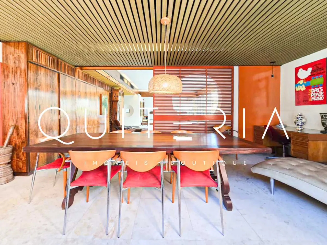 4-bedroom apartment with 4 bathrooms across 300 m² — photo 17