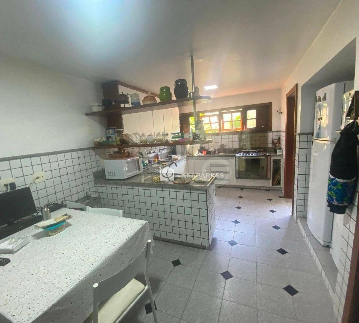 Casa com 5 quartos e 5 banheiros, 570 m², cozinha a gás — photo 26