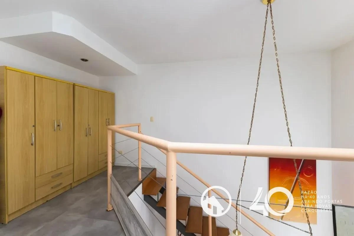 Furnished apartment, 67 m², with a glass-enclosed balcony — photo 21