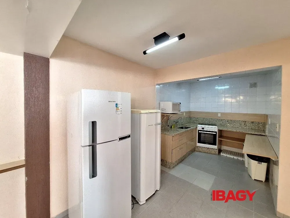 Меблированная квартира с 2 спальнями и сьютом — photo 7