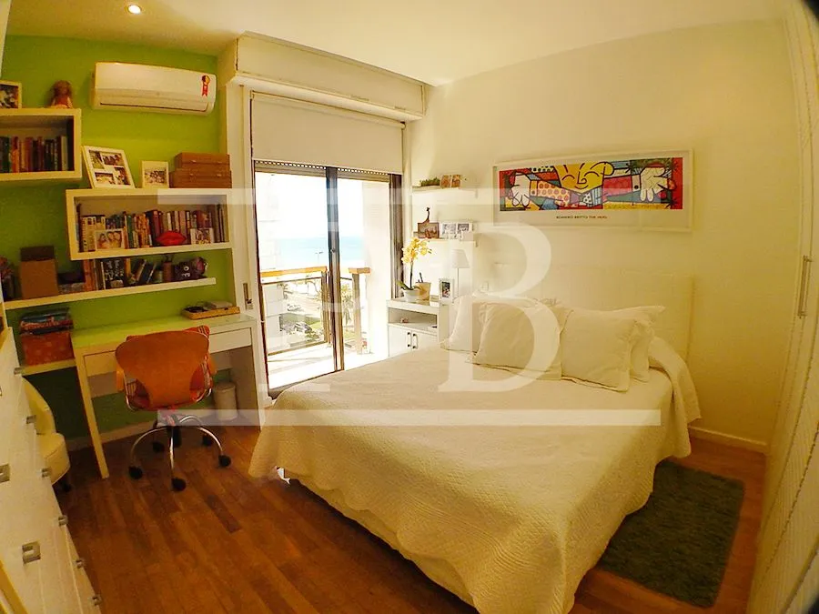 3-bedroom apartment with open-plan kitchen, 270 m² — photo 25