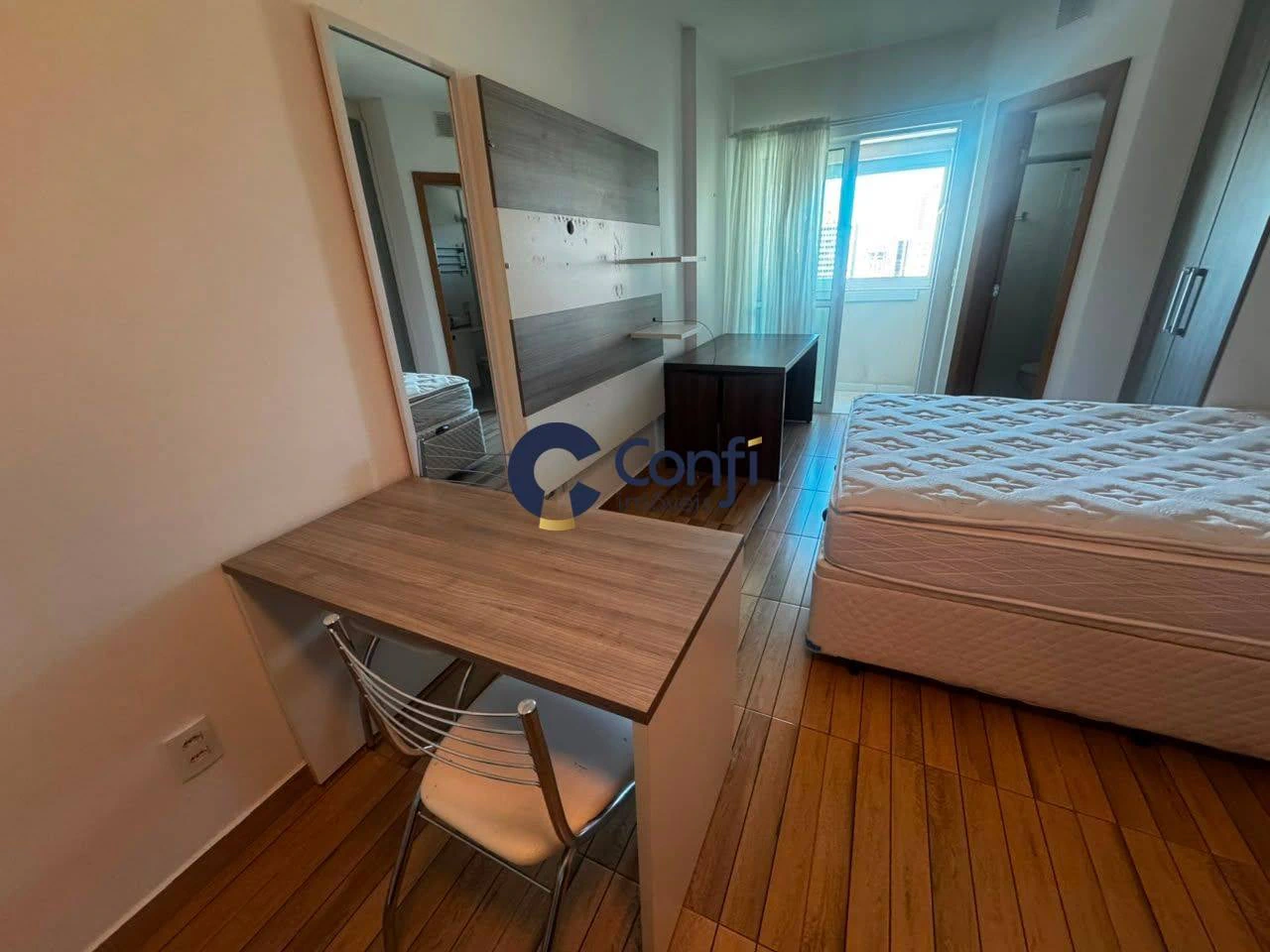 Furnished studio with balcony, 37 m² on the 9th floor — photo 3