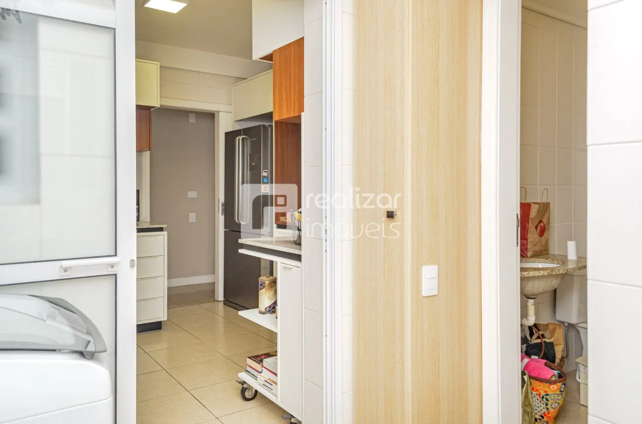 Apartamento amueblado con 3 suites y 156 m² — photo 29